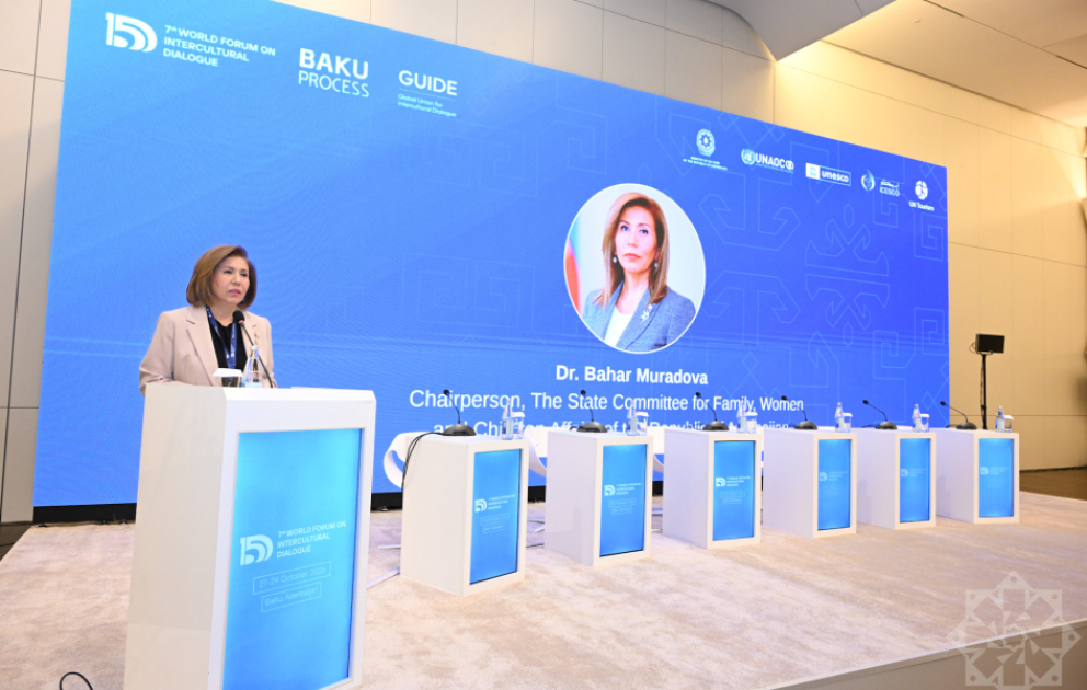 Mədəniyyətlərarası Dialoq Forumunda qadınların və qızların imkanlarının genişləndirilməsi müzakirə olunub